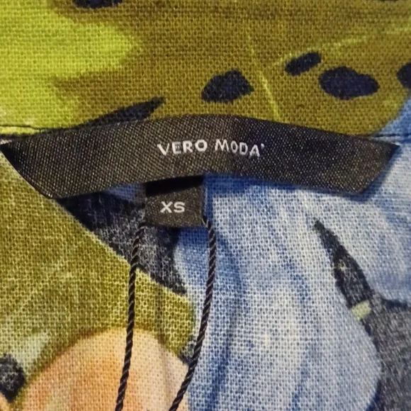 Vero Moda Melfie Milo Tropical Hawaiian Print Shirt NEW - Picture 4 of 10